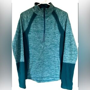 Perfectly soft Perfectly you 1/4 zip pull over with thumb holes. Women’s size M